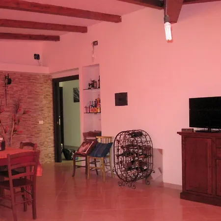 Anthea Dell' Etna Couette-café 3*