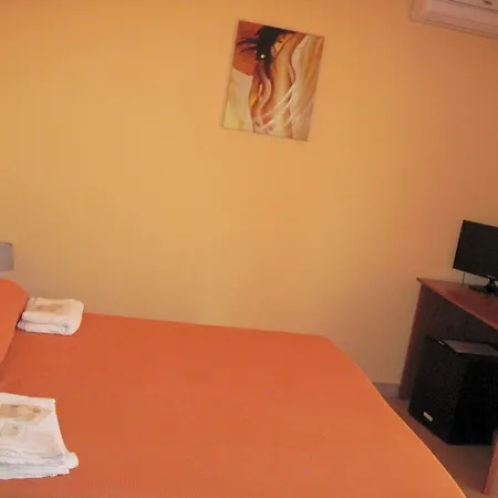 Anthea Dell' Etna Santa Venerina