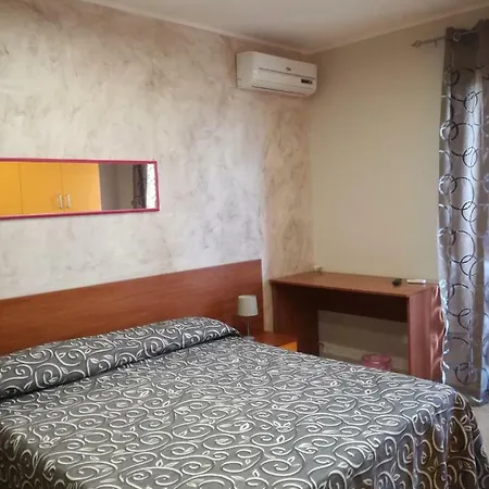 Anthea Dell' Etna Bed & Breakfast 3*